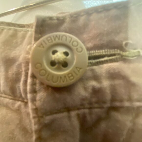 Men's Columbia Shorts - Size 34W/10L - Picture 5 of 8